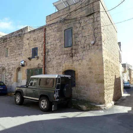 Casa vacanze Beautiful Farmhouse With Courtyard And Bbq In Gozo Ta Gorgun