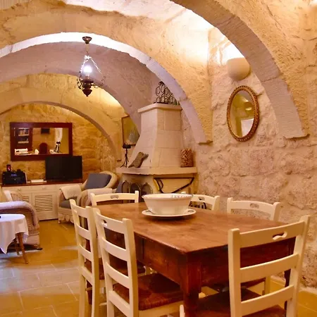 Beautiful Farmhouse With Courtyard And Bbq In Gozo Casa vacanze