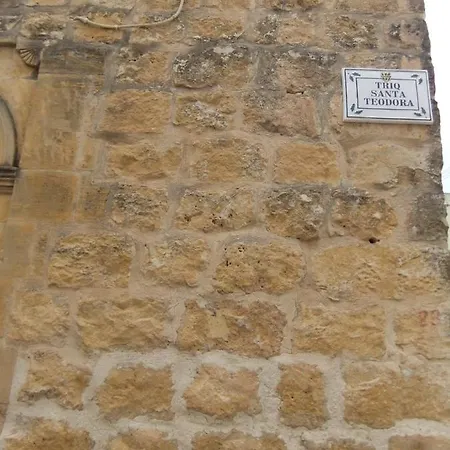 Beautiful Farmhouse With Courtyard And Bbq In Gozo Casa vacanze